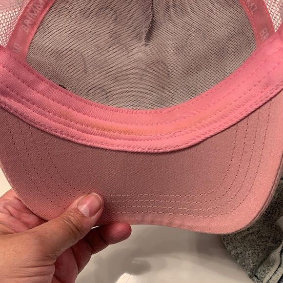 Brimmz rainbow trucker hat - Picture 4 of 4